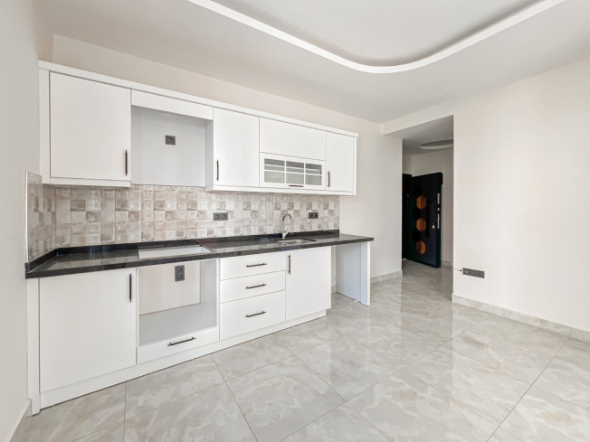 Cozy 1+1 Apartment in Mahmutlar — 250 m from the Sea, Full Facilities