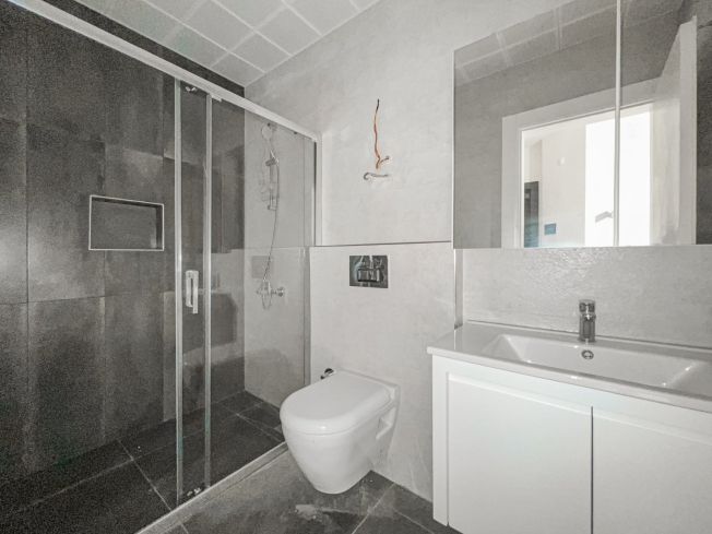 Cozy 1+1 Apartment in Mahmutlar — 250 m from the Sea, Full Facilities