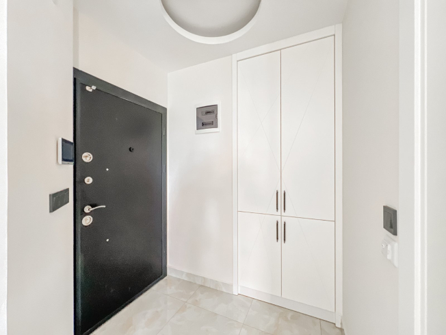 Cozy 1+1 Apartment in Mahmutlar — 250 m from the Sea, Full Facilities