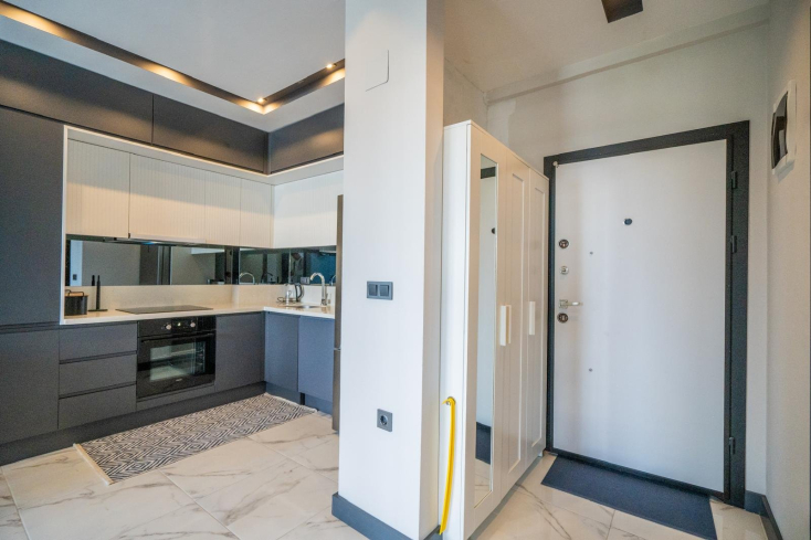 Furnished 1+1 Apartment with Rich Facilities — 600 m to the Sea, Mahmutlar