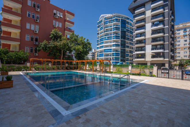 1+1 Apartment Near the Sea in Mahmutlar — Licensed for Short-Term Rental, New Finish