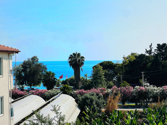 Sea-view 1+1 apartment in Kargicak — 100 m to the beach, furnished, rental-ready