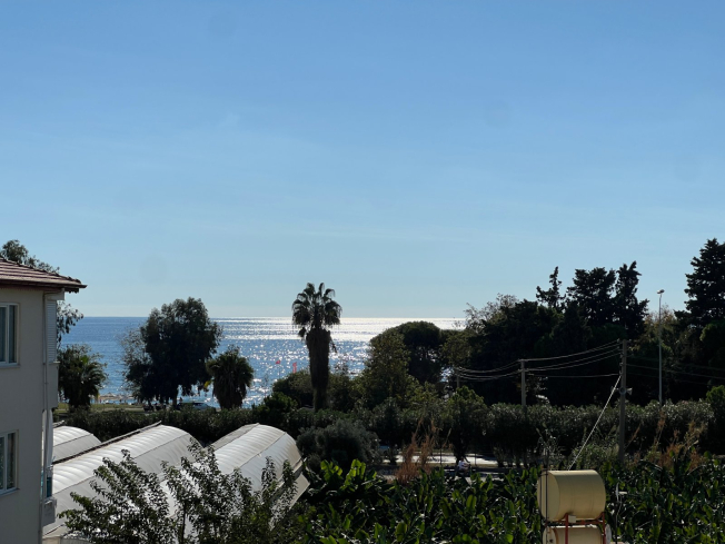 Sea-view 1+1 apartment in Kargicak — 100 m to the beach, furnished, rental-ready