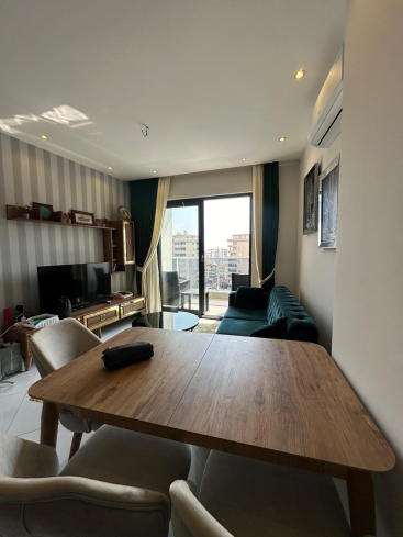 Fully Furnished 1+1 Apartment Near the Sea with Hotel-Style Facilities in Mahmutlar