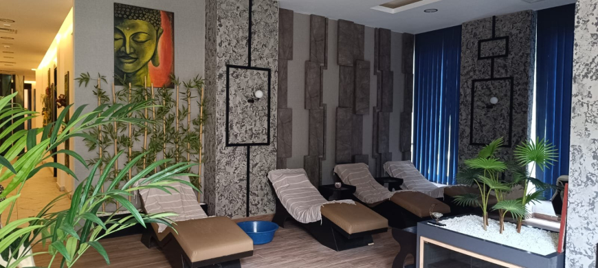 Fully Furnished 1+1 Apartment Near the Sea with Hotel-Style Facilities in Mahmutlar