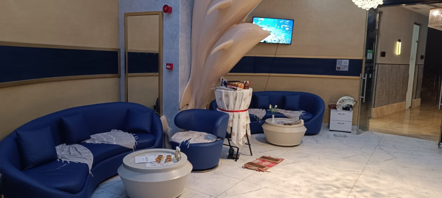 Fully Furnished 1+1 Apartment Near the Sea with Hotel-Style Facilities in Mahmutlar