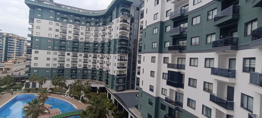 Fully Furnished 1+1 Apartment Near the Sea with Hotel-Style Facilities in Mahmutlar