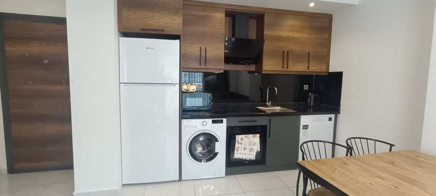 Fully Furnished 1+1 Apartment Near the Sea with Hotel-Style Facilities in Mahmutlar