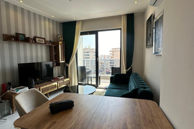 Fully Furnished 1+1 Apartment Near the Sea with Hotel-Style Facilities in Mahmutlar