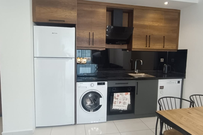 Fully Furnished 1+1 Apartment Near the Sea with Hotel-Style Facilities in Mahmutlar