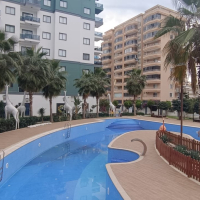 Fully Furnished 1+1 Apartment Near the Sea with Hotel-Style Facilities in Mahmutlar