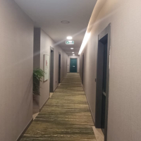 Fully Furnished 1+1 Apartment Near the Sea with Hotel-Style Facilities in Mahmutlar