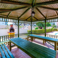 Spacious 1+1 Apartment with Partial Sea View Near the Beach in Alanya