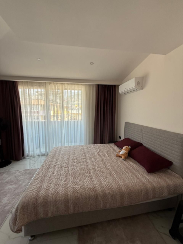 Spacious 2+1 Furnished Apartment with Pool in the Center of Alanya