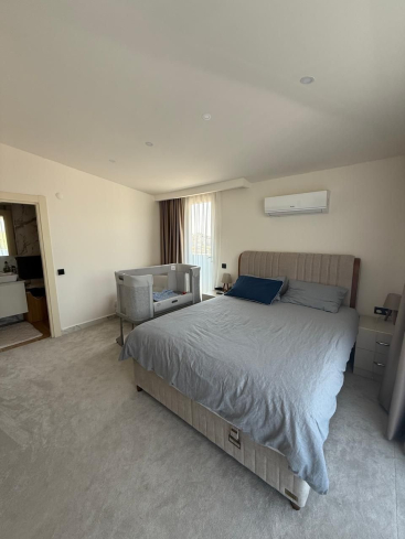 Spacious 2+1 Furnished Apartment with Pool in the Center of Alanya