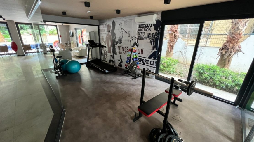 Spacious 2+1 Furnished Apartment with Pool in the Center of Alanya