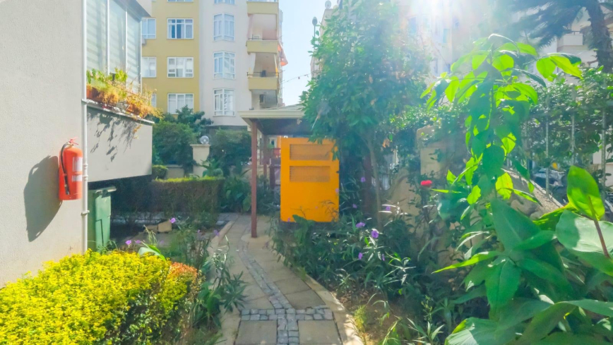 Spacious 2+1 Apartment in Oba — 150 m² Near the Sea, Ideal for Residence Permit