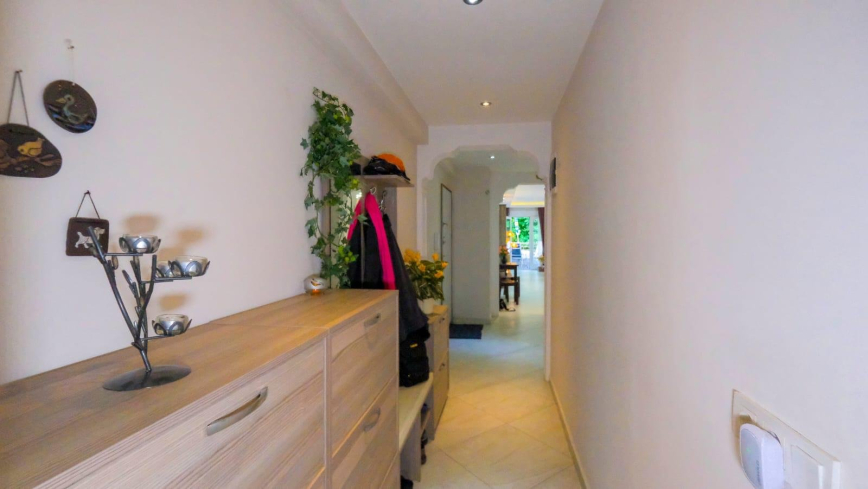 Spacious 2+1 Apartment in Oba — 150 m² Near the Sea, Ideal for Residence Permit