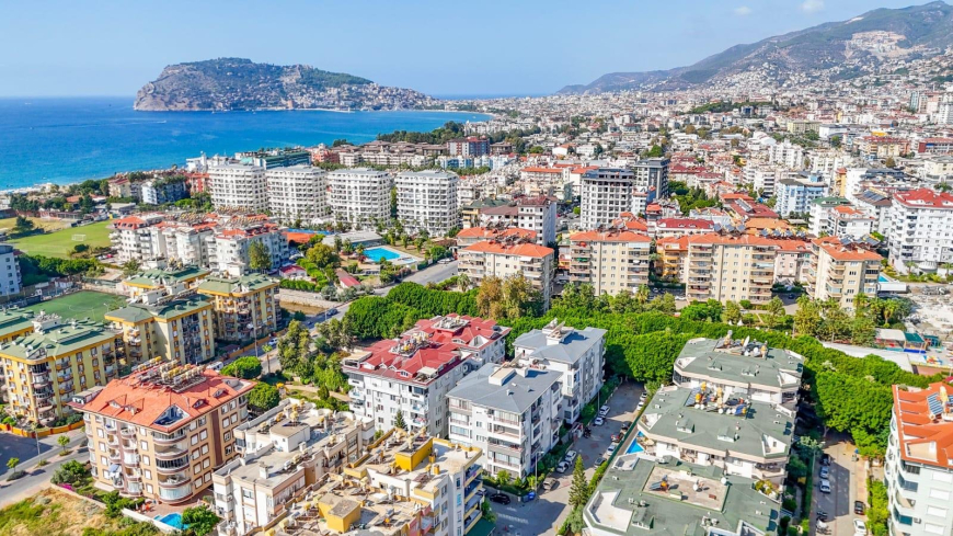 Spacious 2+1 Apartment in Oba — 150 m² Near the Sea, Ideal for Residence Permit