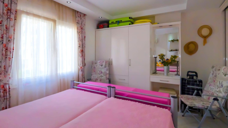 Spacious 2+1 Apartment in Oba — 150 m² Near the Sea, Ideal for Residence Permit