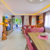 Spacious 2+1 Apartment in Oba — 150 m² Near the Sea, Ideal for Residence Permit