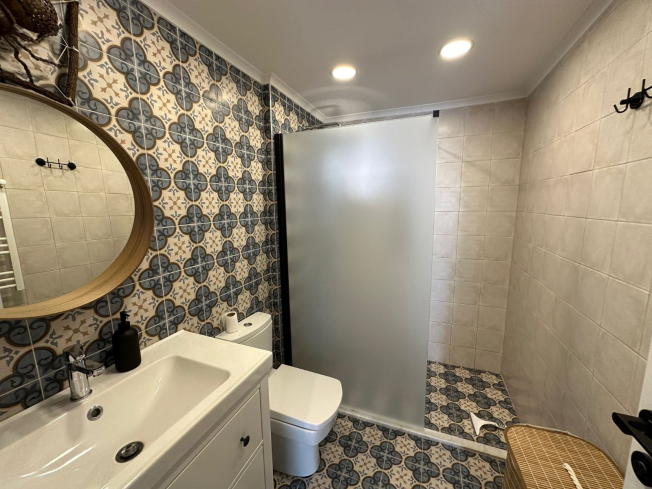 Spacious 3+1 villa with panoramic sea and castle views in Tepe