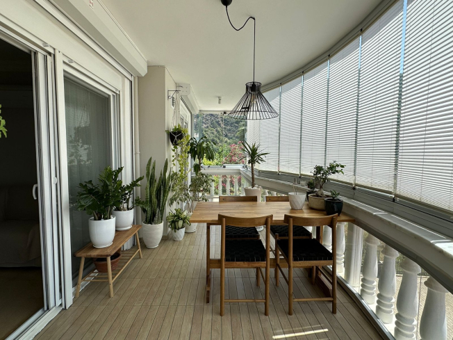 Spacious 3+1 villa with panoramic sea and castle views in Tepe