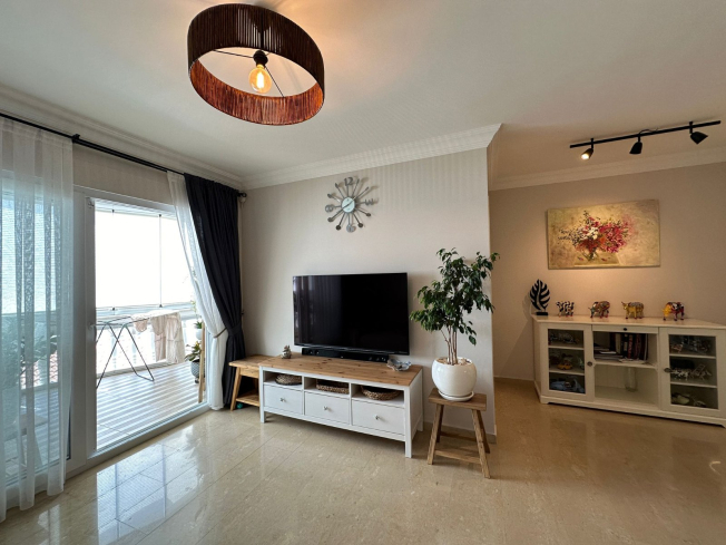 Spacious 3+1 villa with panoramic sea and castle views in Tepe