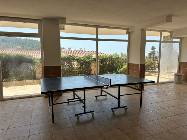 Spacious 3+1 villa with panoramic sea and castle views in Tepe