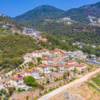 Spacious 3+1 villa with panoramic sea and castle views in Tepe