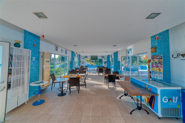 2+1 Apartment in Tosmur — 300 m to the Sea