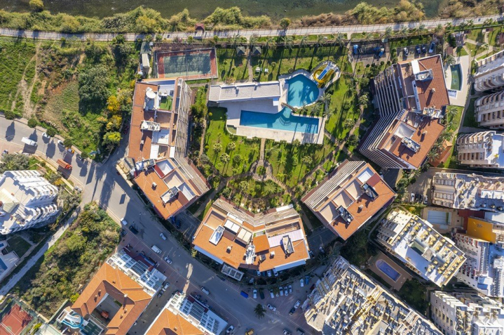 2+1 Apartment in Tosmur — 300 m to the Sea