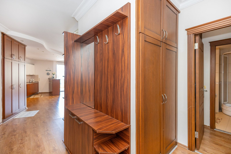 2+1 Apartment in Tosmur — 300 m to the Sea