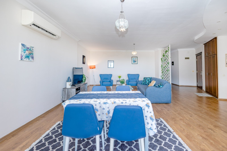 2+1 Apartment in Tosmur — 300 m to the Sea