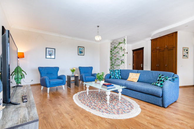 2+1 Apartment in Tosmur — 300 m to the Sea