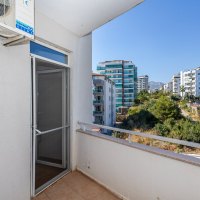 2+1 Apartment in Tosmur — 300 m to the Sea