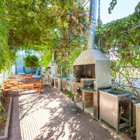 2+1 Apartment in Tosmur — 300 m to the Sea