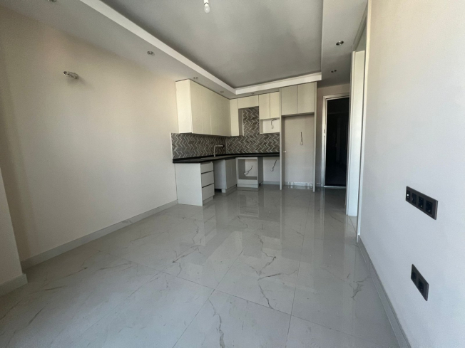 Modern 1+1 Apartment Near the Sea in Mahmutlar — Ideal for Living or Rental