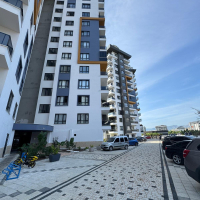 Modern 1+1 Apartment in Mahmutlar with Resort-Style Facilities, 500 m from the Sea
