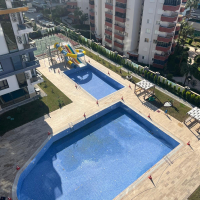 Modern 1+1 Apartment in Mahmutlar with Resort-Style Facilities, 500 m from the Sea