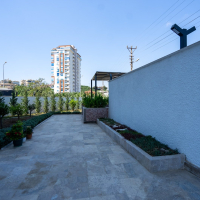 New 1+1 Apartment in Mahmutlar with Full On-Site Facilities, 600 m from the Sea