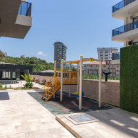 New 1+1 Apartment in Mahmutlar with Full On-Site Facilities, 600 m from the Sea