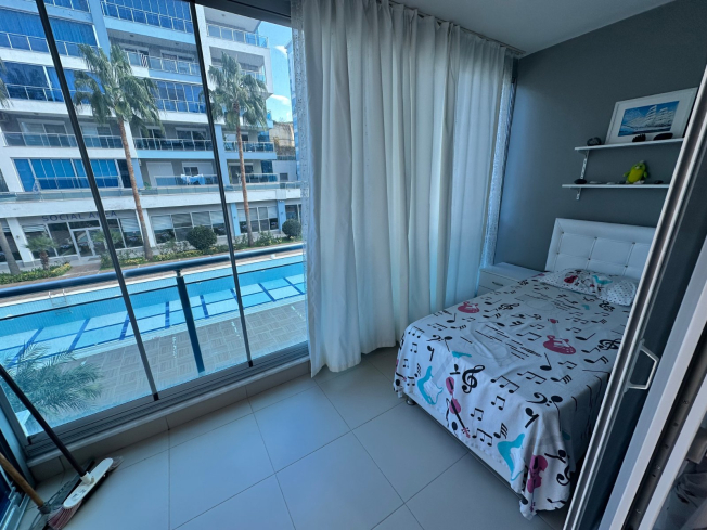 Fully furnished 1+1 apartment in Kestel, 300 m from the sea with resort-style facilities