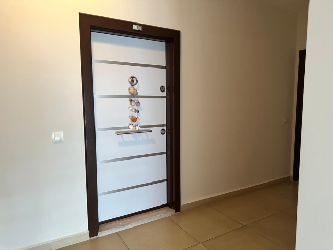 Fully furnished 1+1 apartment in Kestel, 300 m from the sea with resort-style facilities