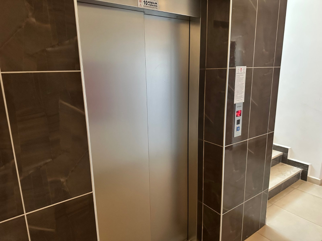 Fully furnished 1+1 apartment in Kestel, 300 m from the sea with resort-style facilities