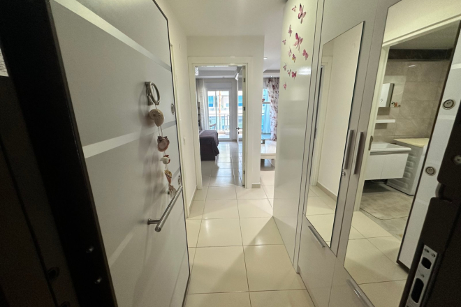 Fully furnished 1+1 apartment in Kestel, 300 m from the sea with resort-style facilities