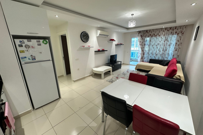 Fully furnished 1+1 apartment in Kestel, 300 m from the sea with resort-style facilities