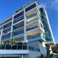 Fully furnished 1+1 apartment in Kestel, 300 m from the sea with resort-style facilities