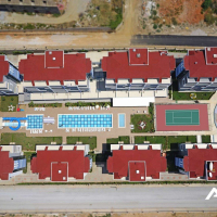 Fully furnished 1+1 apartment in Kestel, 300 m from the sea with resort-style facilities