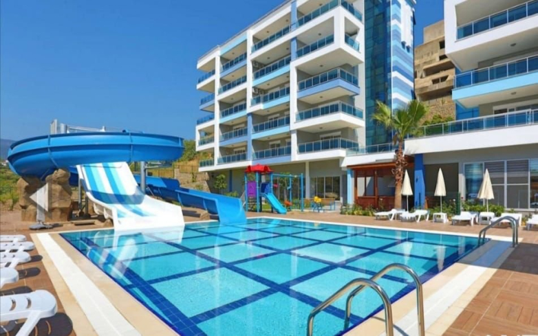 Spacious 1+1 Apartment in Kestel with Resort-Style Facilities Near the Sea